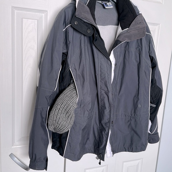 Columbia 3-in-1 Waterproof Jacket Size XL - Picture 13 of 13